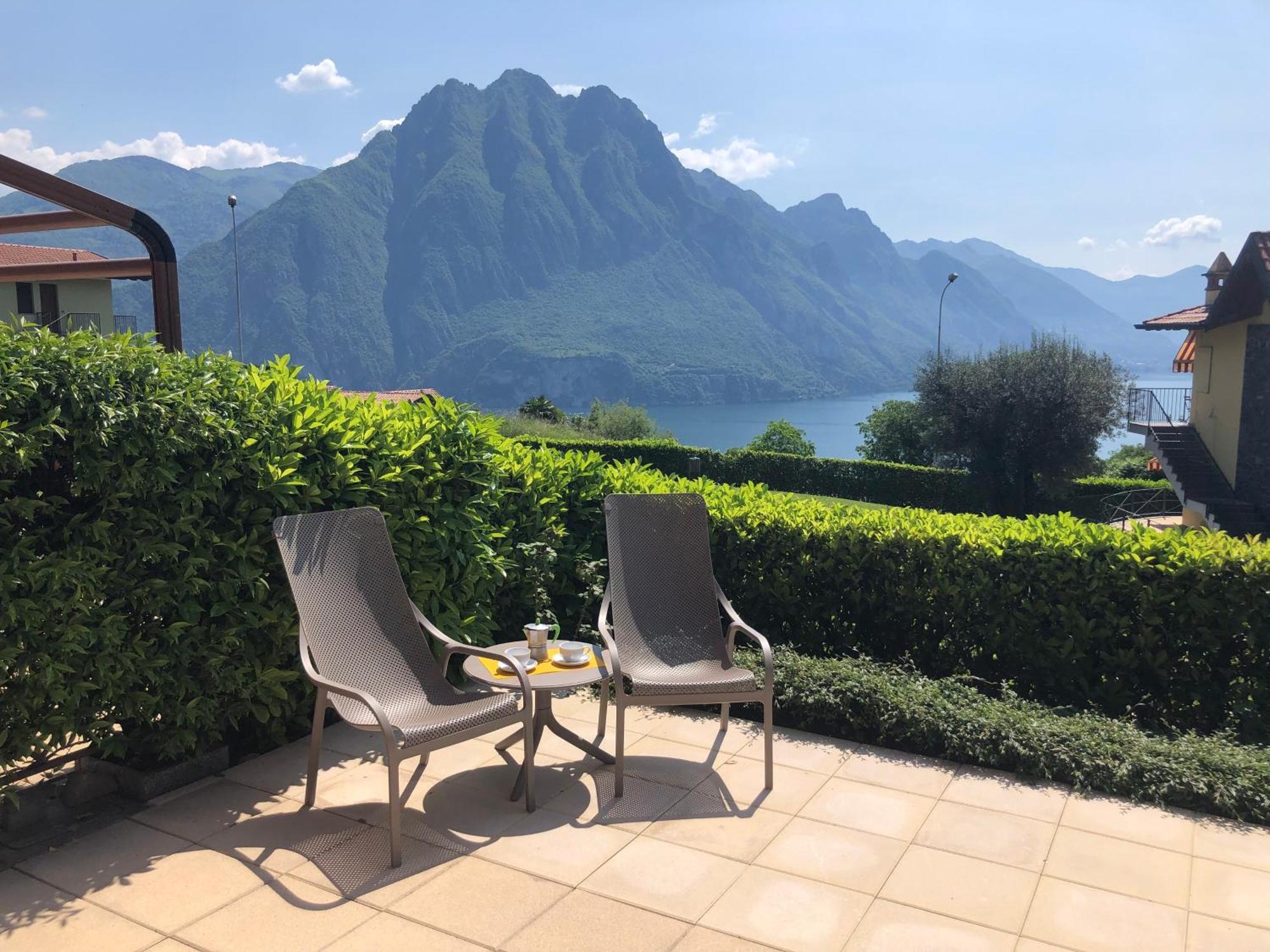 Irina'S House With View On Like And Swimming Pool Apartment Riva di Solto Exterior photo