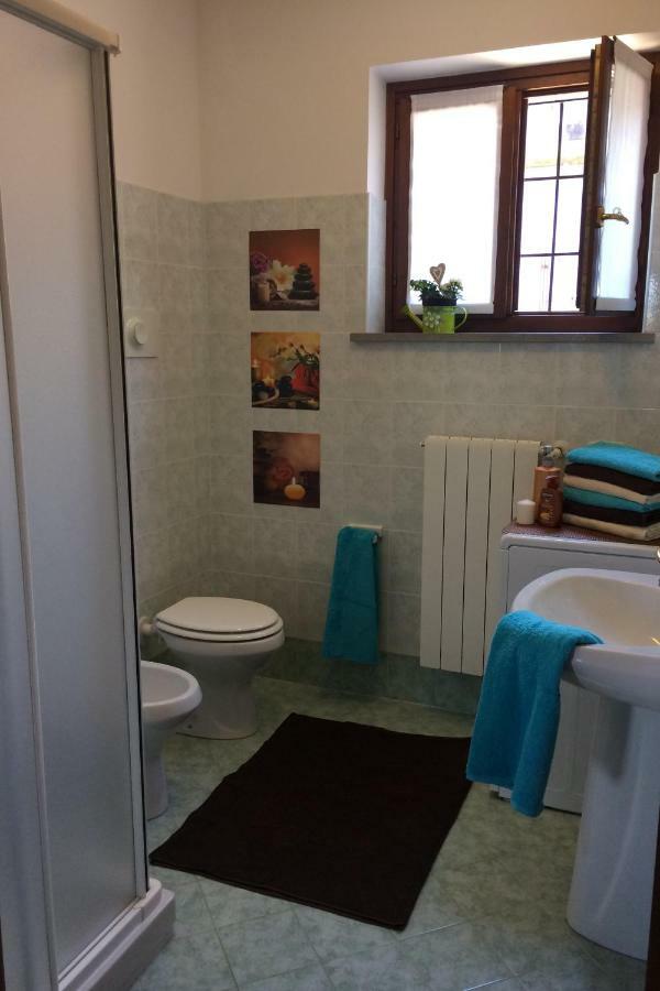 Irina'S House With View On Like And Swimming Pool Apartment Riva di Solto Exterior photo